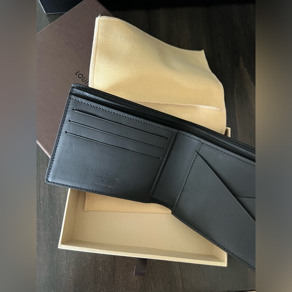 Louis Vuitton Men’s Wallet - Black Leather - BRAND NEW - Picture 3 of 5